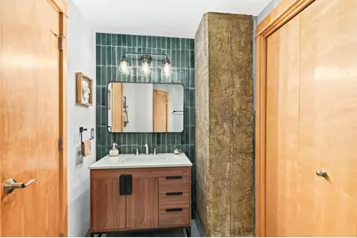 525 E Chicago St #205, Milwaukee, WI 53202 - Photo 29