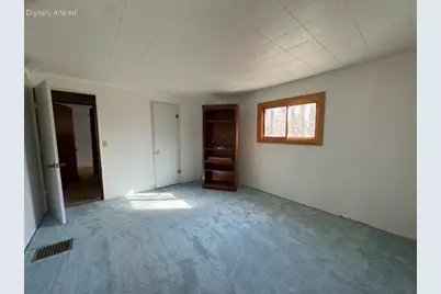 W228S8125  Guthrie Dr #8127, Vernon, WI 53103 - Photo 31
