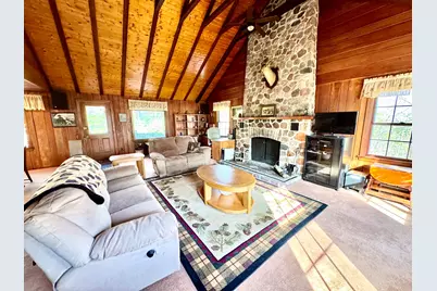 W228S8125  Guthrie Dr #8127, Vernon, WI 53103 - Photo 3