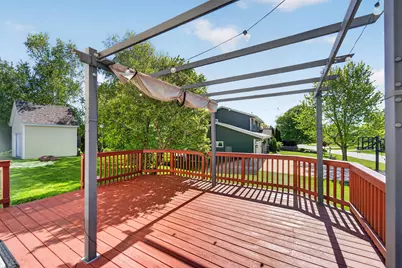 3953 S Victoria Ct, New Berlin, WI 53151 - Photo 25