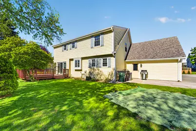 3953 S Victoria Ct, New Berlin, WI 53151 - Photo 27