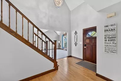 3953 S Victoria Ct, New Berlin, WI 53151 - Photo 3