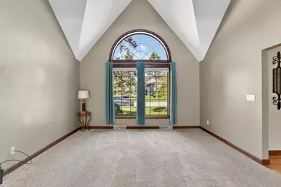 3953 S Victoria Ct, New Berlin, WI 53151 - Photo 5