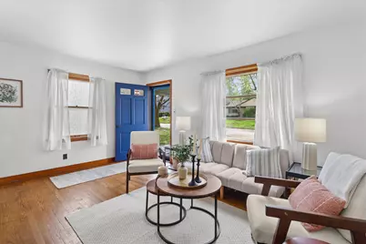 2108 S 93rd St, West Allis, WI 53227 - Photo 7