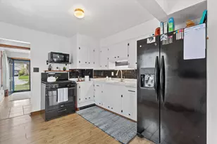 2108 S 93rd St, West Allis, WI 53227 - Photo 13