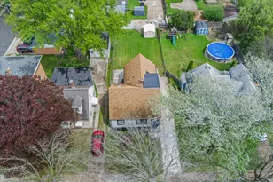 2108 S 93rd St, West Allis, WI 53227 - Photo 5