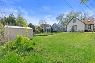 2108 S 93rd St, West Allis, WI 53227 - Photo 39