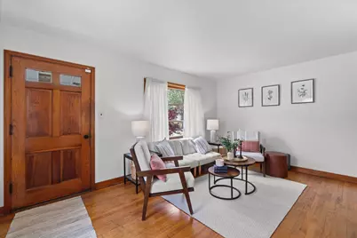 2108 S 93rd St, West Allis, WI 53227 - Photo 9