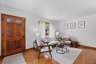 2108 S 93rd St, West Allis, WI 53227 - Photo 9