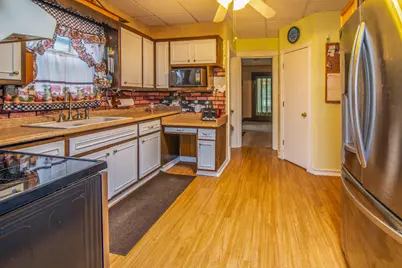614 S Silver Lake St, Oconomowoc, WI 53066 - Photo 17