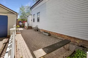 910 S 3rd St, Milwaukee, WI 53204 - Photo 39