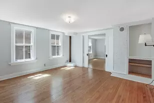 910 S 3rd St, Milwaukee, WI 53204 - Photo 11