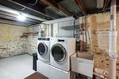 910 S 3rd St, Milwaukee, WI 53204 - Photo 35