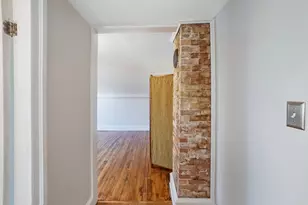 910 S 3rd St, Milwaukee, WI 53204 - Photo 25