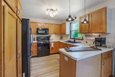 W2408  Julianne St, Ashippun, WI 53066 - Photo 7