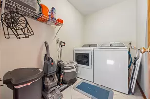 1112 Durango Dr, Hartford, WI 53027 - Photo 27