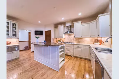 11604 N Granville Rd, Mequon, WI 53097 - Photo 19