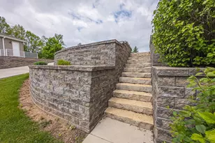 11604 N Granville Rd, Mequon, WI 53097 - Photo 7