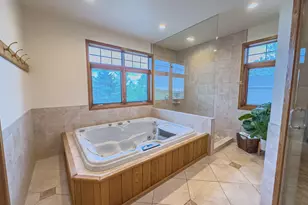 11604 N Granville Rd, Mequon, WI 53097 - Photo 35