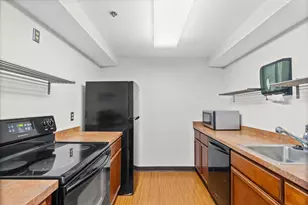 234 N Broadway, Milwaukee, WI 53202 - Photo 21