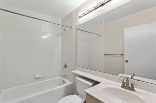 234 N Broadway, Milwaukee, WI 53202 - Photo 17
