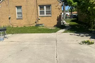 4915 N 66th St, Milwaukee, WI 53218 - Photo 17