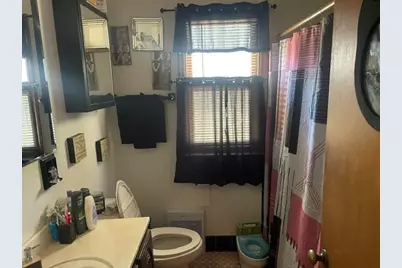 4915 N 66th St, Milwaukee, WI 53218 - Photo 9