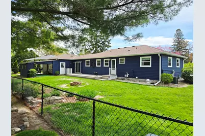 434  Greenland Ave, Oconomowoc, WI 53066 - Photo 3