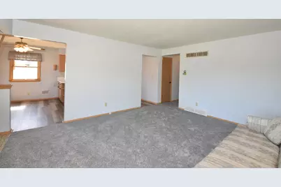 2501 W Layton Ave, Milwaukee, WI 53221 - Photo 5