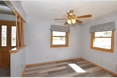 2501 W Layton Ave, Milwaukee, WI 53221 - Photo 13