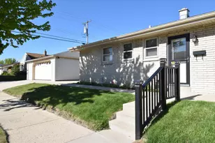 2501 W Layton Ave, Milwaukee, WI 53221 - Photo 33