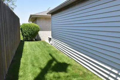 2501 W Layton Ave, Milwaukee, WI 53221 - Photo 31