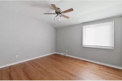 435 E Golden Ln, Oak Creek, WI 53154 - Photo 17