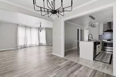 435 E Golden Ln, Oak Creek, WI 53154 - Photo 5