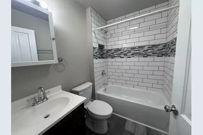 1221 N 24th St, Milwaukee, WI 53205 - Photo 23