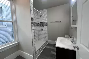 1221 N 24th St, Milwaukee, WI 53205 - Photo 7