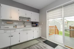 3322 N 77th St, Milwaukee, WI 53222 - Photo 5