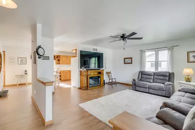 3516  Polk St, Racine, WI 53139 - Photo 15