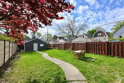 2719 S Austin St, Milwaukee, WI 53207 - Photo 23