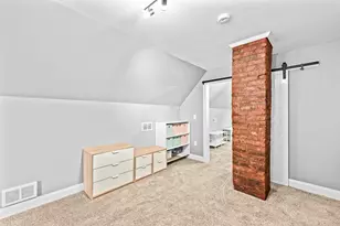 2719 S Austin St, Milwaukee, WI 53207 - Photo 15