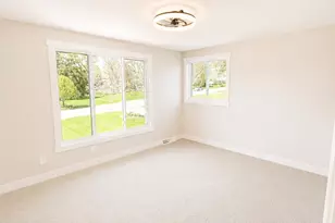 7693 Overlook Dr, Greendale, WI 53129 - Photo 47