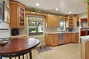 3225 Buckingham Rd, Sturtevant, WI 53177 - Photo 5