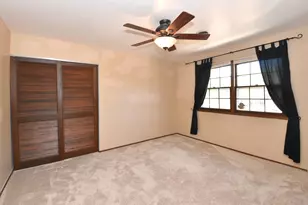 2500 N 116th St, Wauwatosa, WI 53226 - Photo 17