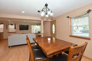2500 N 116th St, Wauwatosa, WI 53226 - Photo 9