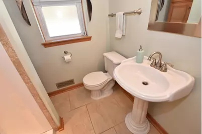 2500 N 116th St, Wauwatosa, WI 53226 - Photo 11