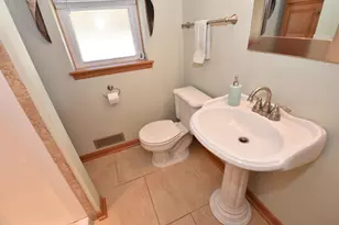 2500 N 116th St, Wauwatosa, WI 53226 - Photo 11