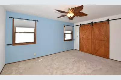 2500 N 116th St, Wauwatosa, WI 53226 - Photo 15