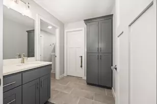 4814 S East Kohler Circle, New Berlin, WI 53146 - Photo 47
