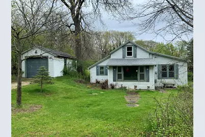 N76W28065  Center Oak Rd, Merton, WI 53029 - Photo 1