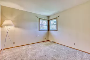 7371 S 49th St, Franklin, WI 53132 - Photo 21